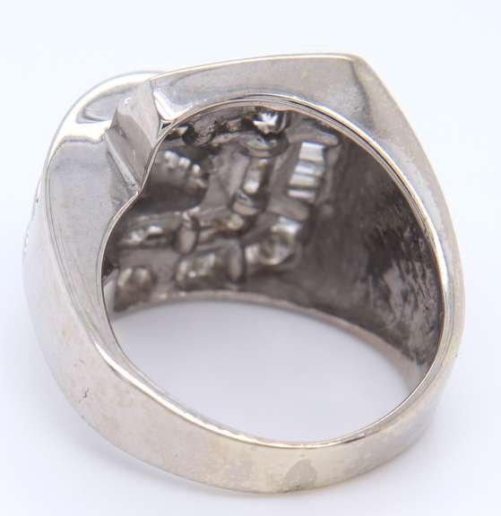 Incredible White Gold Baguette and Round Diamond Ring