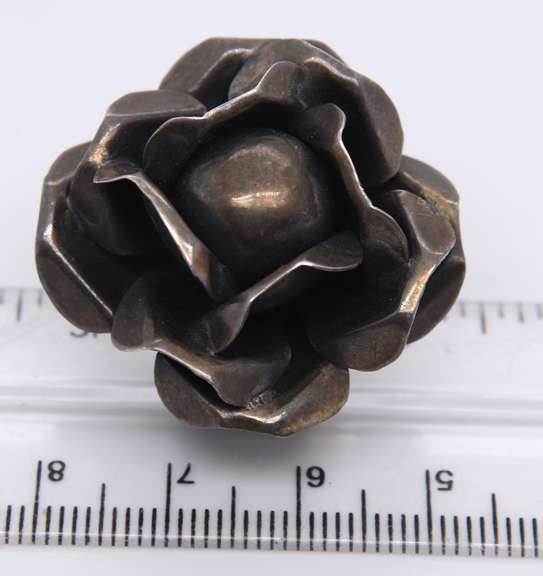 Vintage Sterling Silver Flower Style Earrings