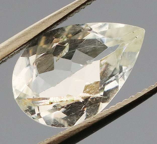 Gorgeous 1.48ct untreated diamond white Beryl
