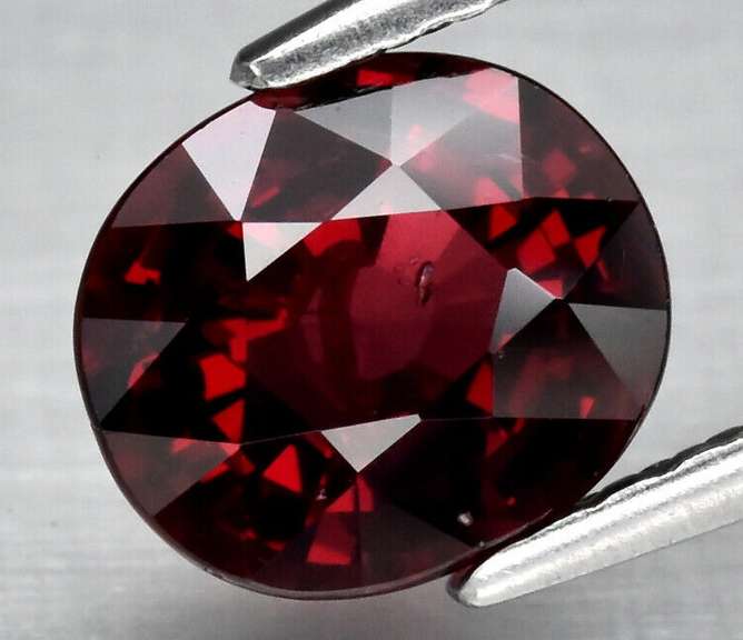 Captivating 1.32ct red violet Rhodolite Garnet