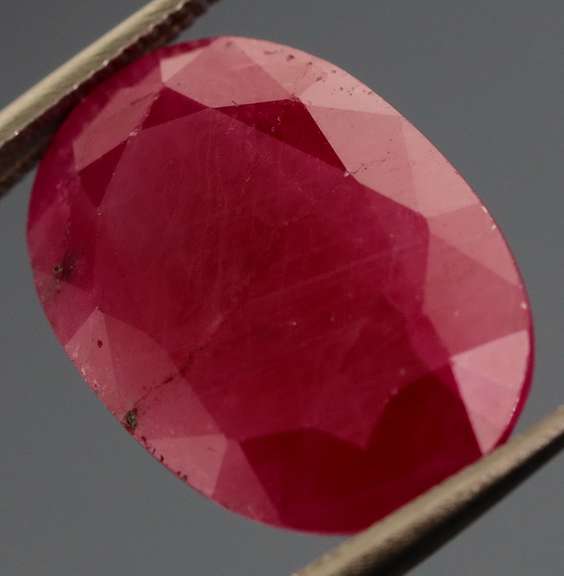 Big 9.54ct collectors UNHEATED Ruby from Myanmar