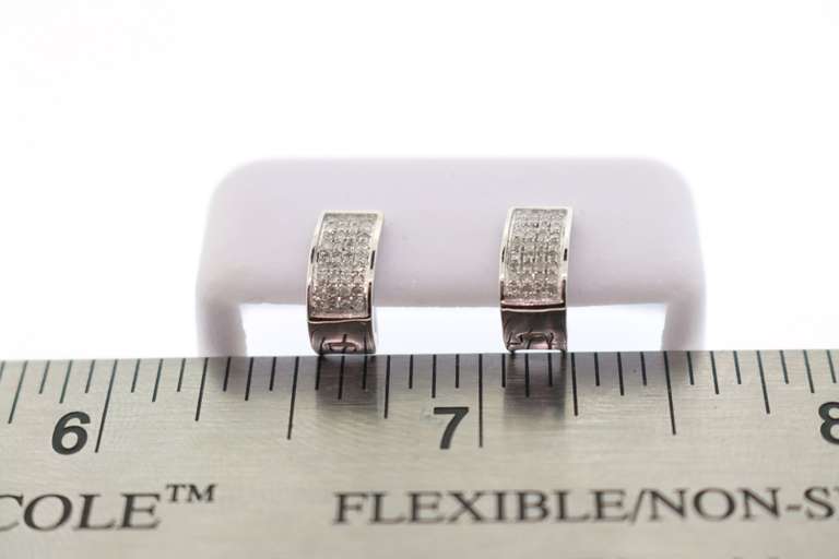 Stunning 10k White Gold Earrings with Beautiful Diamonds