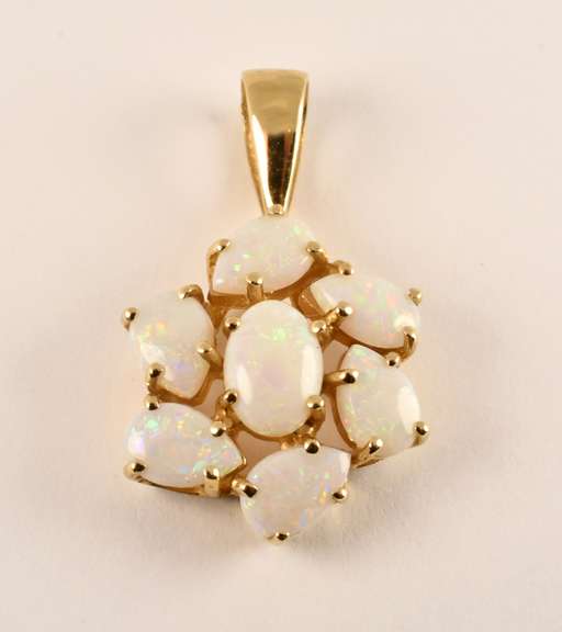 Nice Opal Cluster Pendant