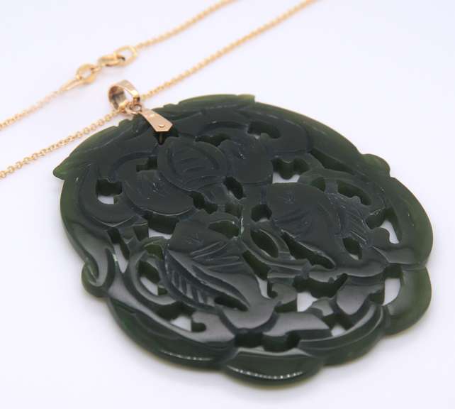Attractive Green Jade Carved Double Fish Pendant on Chain