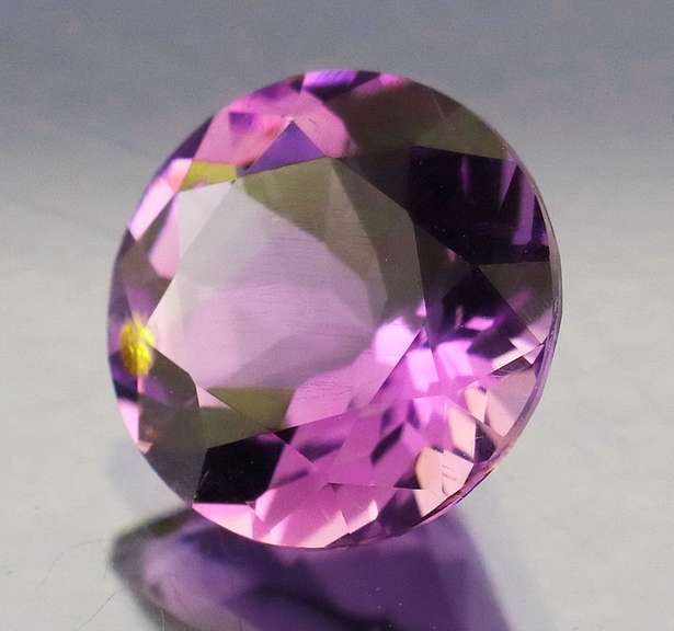 Beautiful 4.00ct natural violet pink Amethyst