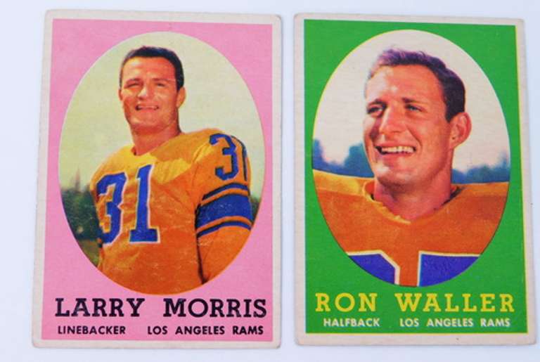 2 Topps 1958 Football Cards