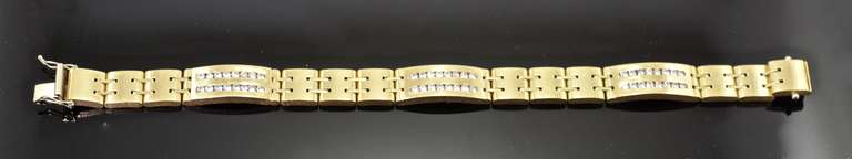 Contemporary Heavy 14K Man's Bracelet with Diamonds