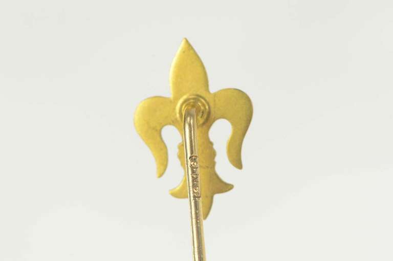 14K Yellow Gold Fleur De Lis French Freedom Symbol Stick Pin