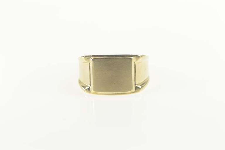 14K Yellow Gold Retro Squared Men's Monogram Signet Ring