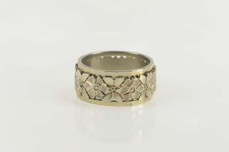 14K White Gold Vintage NOS 1950's Blossom Wedding Band Ring