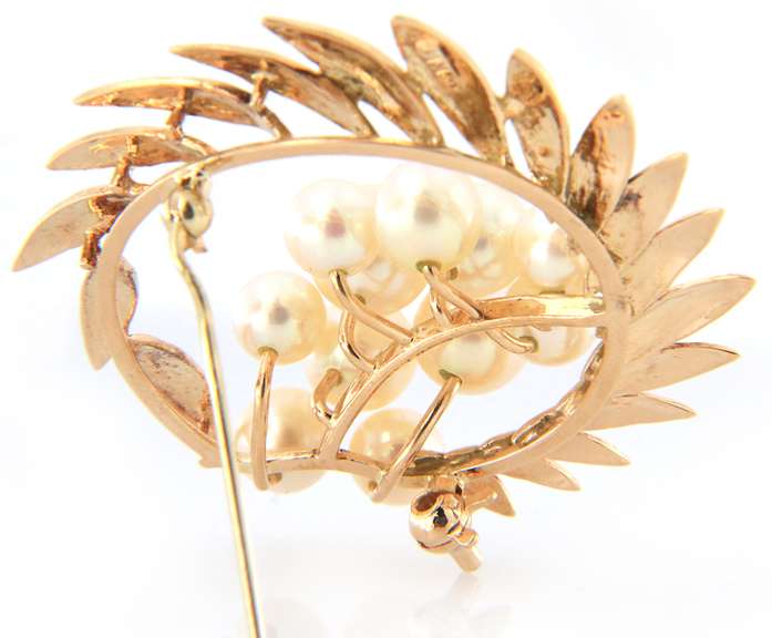 Vintage Yellow Gold Pearl Cluster Brooch
