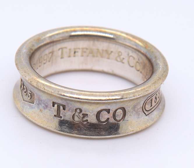 Tiffany & Co 1837 Ring