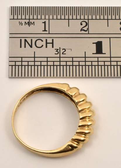 Pleasing Small Shrimp Style Ring