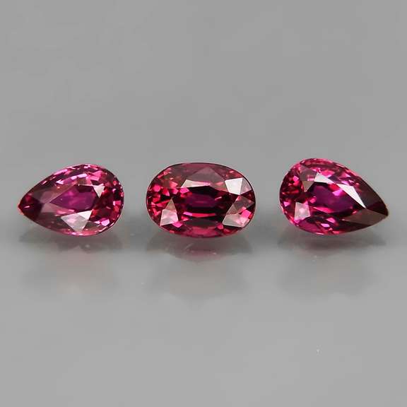 Richly colored .51ct UNHEATED Sapphire set