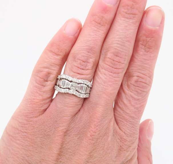 Platinum Art Deco Diamond Ring