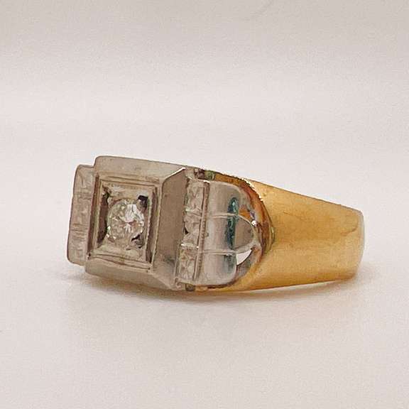 14kt Solid Gold & Diamond Ring