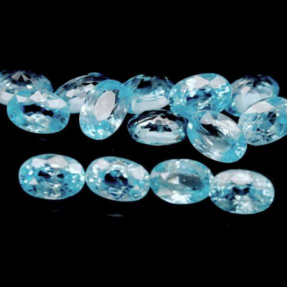 Brilliant 11.03ct sky blue Zircon set