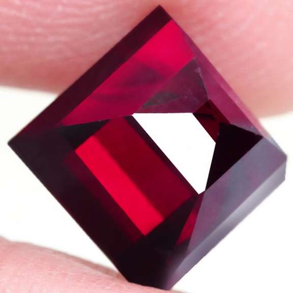 Rich black cherry 8.28ct Spessartite Garnet