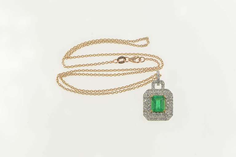 18K Yellow Gold 3.20 Ctw Very Fine Natural Emerald Diamond Necklace