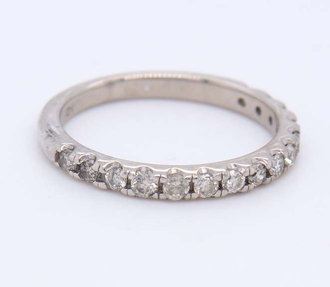 Sparkling White Gold Diamond Band