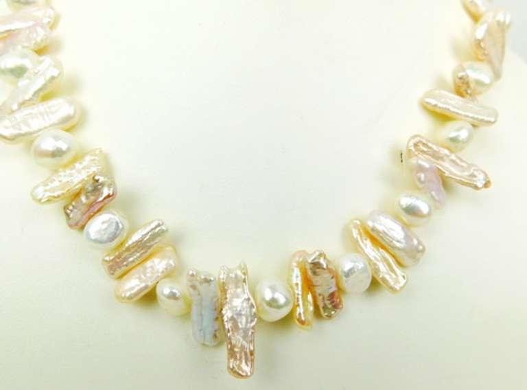 Beautiful Biwa & Freshwater Pearls Necklace