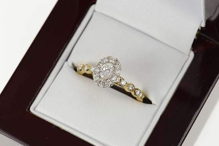 14K Yellow Gold 0.75 Ct Oval Diamond Halo Engagement Ring