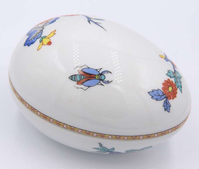 Bernardaud Limoges Decorated Trinket Box
