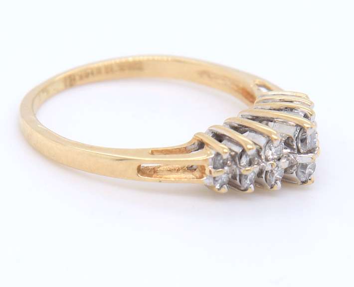14KT Yellow Gold Art Deco Diamond Band