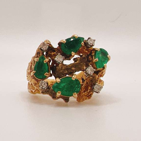14kt Gold, Emerald & Diamond Cocktail Ring