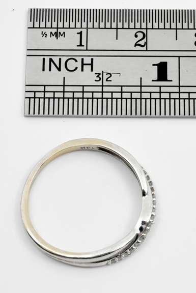 Cute 14k WG Diamond Bypass Ring