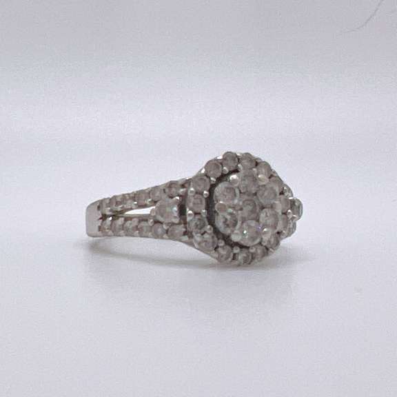 14kt White Gold & Diamond Ring