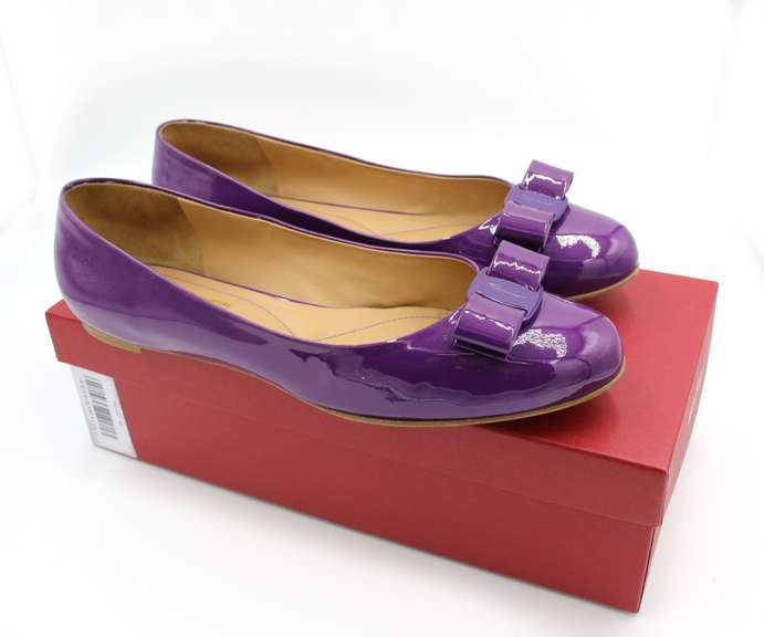 Ferragamo Bonnett Flats Size 10 W/ Box