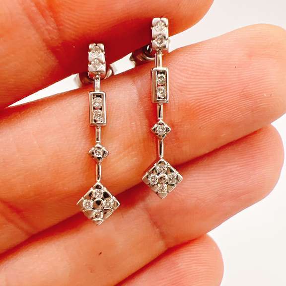 14kt White Gold & Diamond Earrings