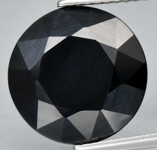 Captivating 6.80ct unheated black Spinel