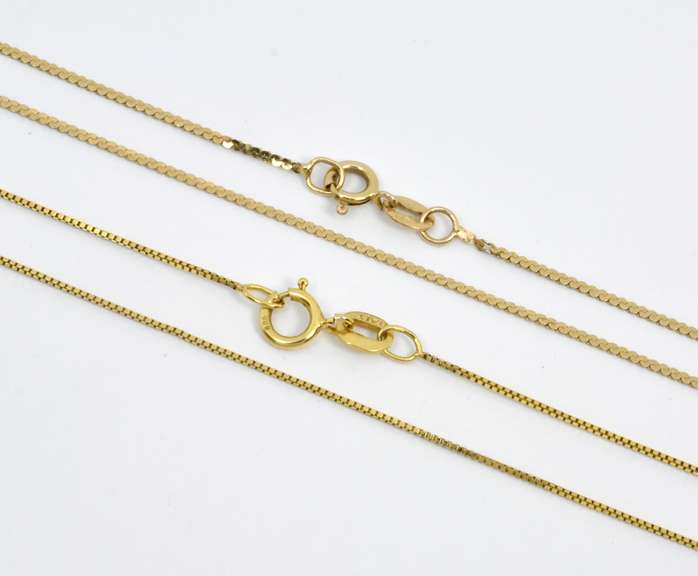 Two 14k YG Pendant Necklaces