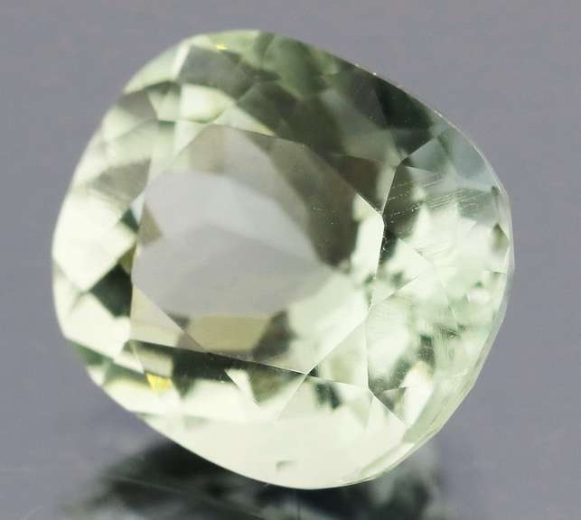 Brilliant 5.49ct natural platinum green Amethyst