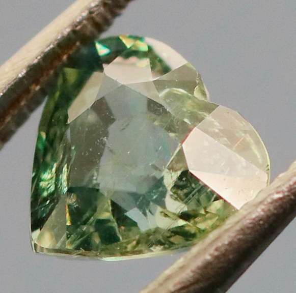 Beautiful 1.17ct blue green Sapphire from Sri Lanka