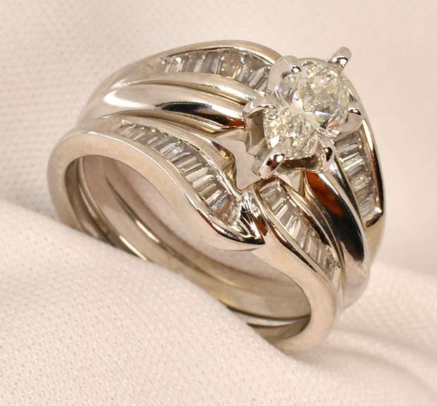 Beautiful Marquise Diamond Wedding Set