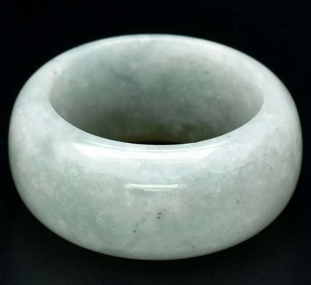 Stunning all natural 55.75ct Jadite Jade ring