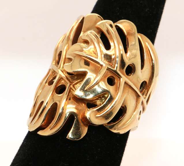 Oh My Monstera! Middle Finger 18K Gold Ring