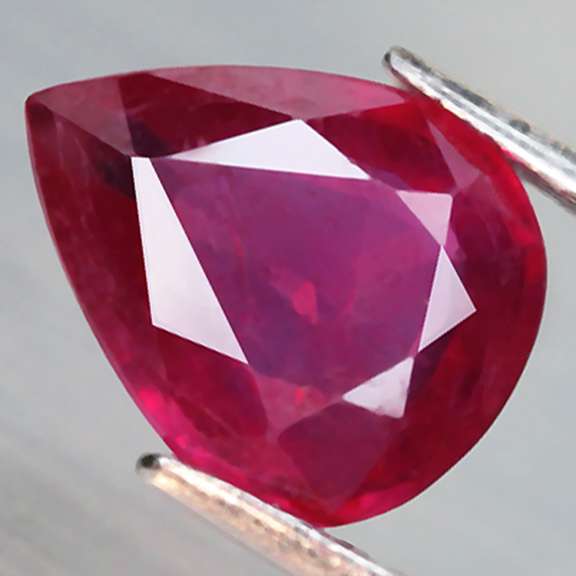 Stunning 2.35ct pear cut imperial red Ruby