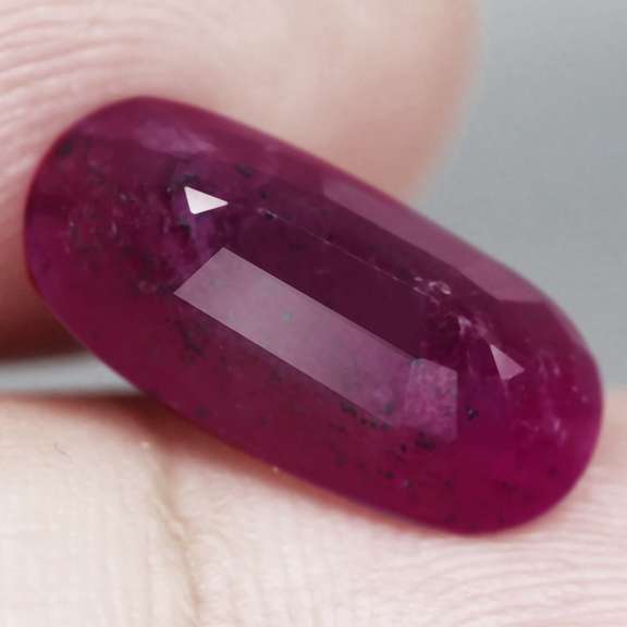 Stunning violet red 6.03ct unheated Ruby