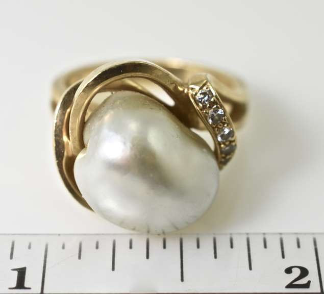 Unique 14K Baroque Pearl Ring