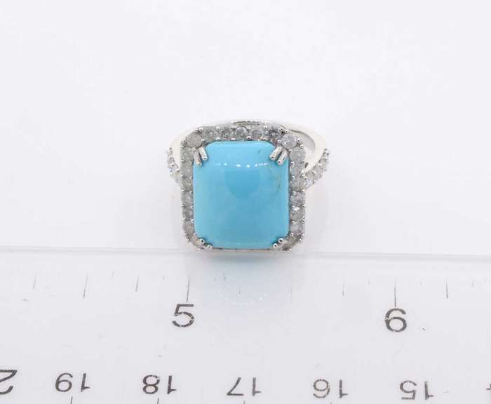 Ravishing Turquoise and Diamond Ring