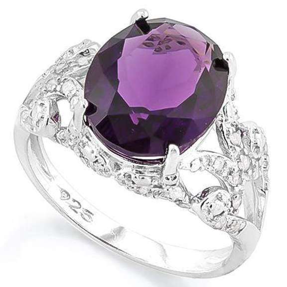 LOVELY ! 5 CARAT CREATED AMETHYST & 4 CARAT (40 PCS) FLAWLESS CREATED DIAMOND 92