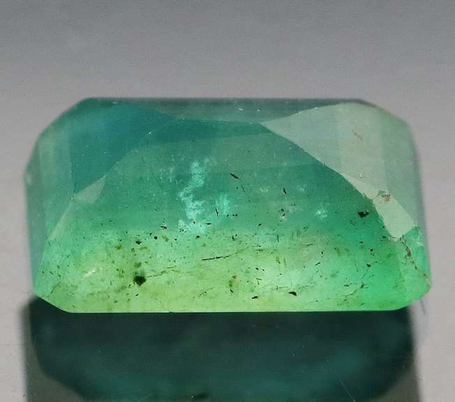 Rich blue green 1.60ct unheated Colombian Emerald