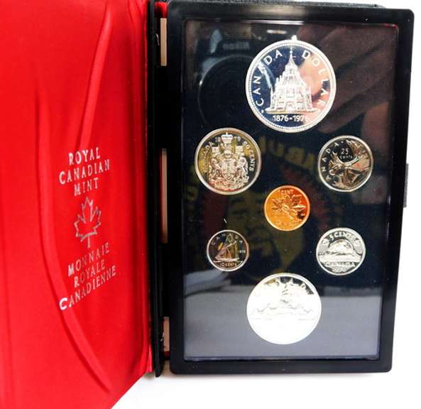 1976 Royal Canadian Mint Coin Set with Silver Dollar