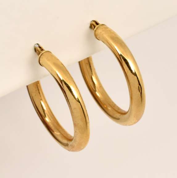 Popular 14k Tubular Hoop Earrings