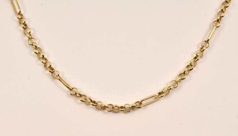 Practical Stylized Cable Link Necklace