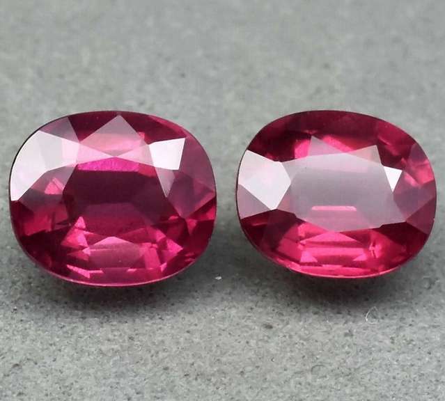Ravishing 2.8ct violet pink Rhodolite Garnet pair